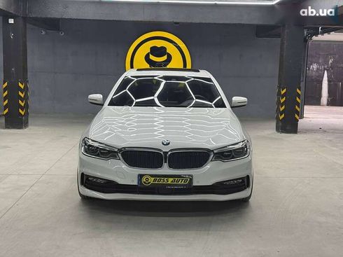 BMW 5 серия 2017 - фото 2