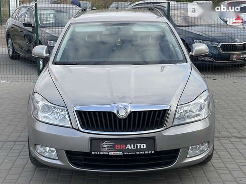 Skoda Octavia 2009 - фото 3