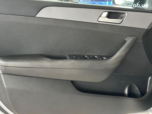 Hyundai Sonata 2016 серый - фото 11