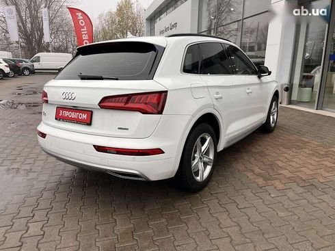 Audi Q5 2017 - фото 7