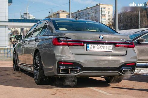 BMW 7 серия 2017 - фото 8