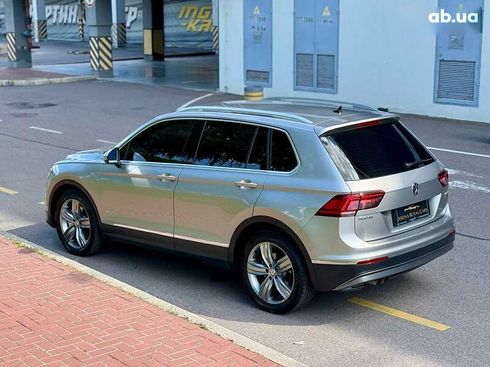 Volkswagen Tiguan 2017 - фото 16