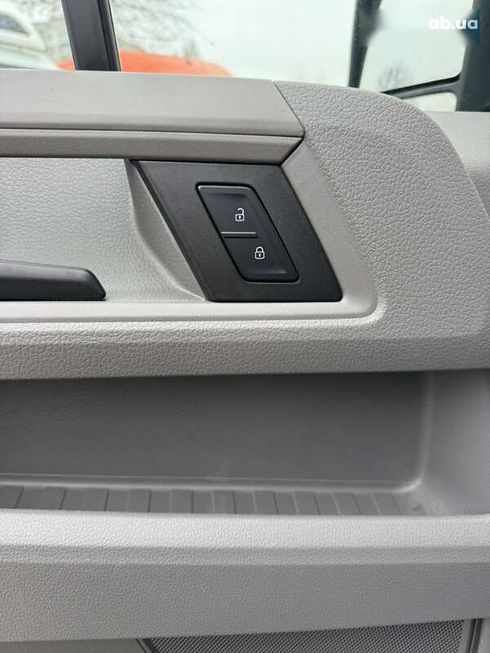 Volkswagen Crafter 2019 - фото 18