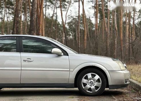 Opel Vectra 2004 - фото 19