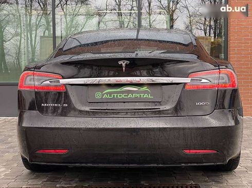 Tesla Model S 2019 - фото 8