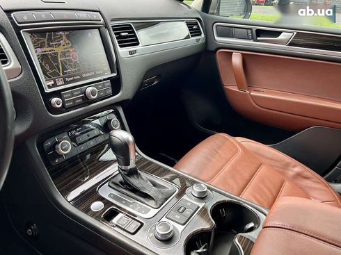 Volkswagen Touareg 2017 - фото 17