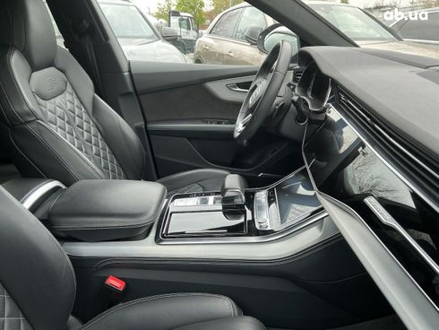 Audi Q8 2020 - фото 14