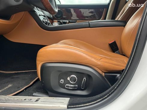 Jaguar XJ 2017 белый - фото 47
