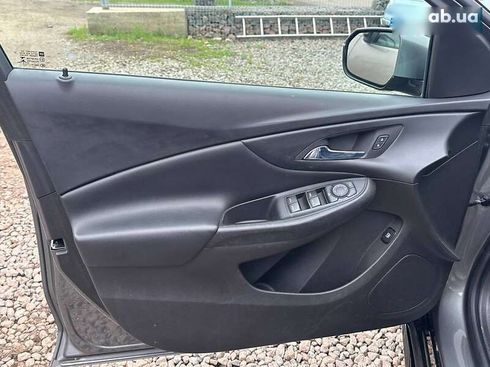 Chevrolet Volt 2017 - фото 12