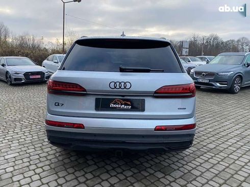 Audi Q7 2023 - фото 7
