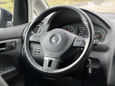 Volkswagen Touran 2013 - фото 27