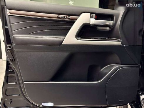 Toyota Land Cruiser 2020 - фото 24