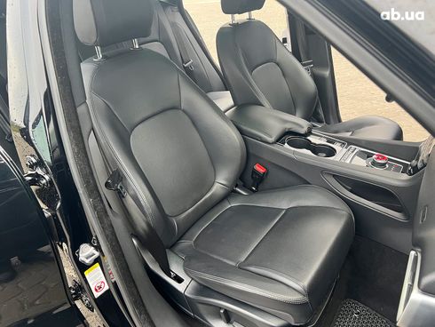 Jaguar F-Pace 2016 черный - фото 23