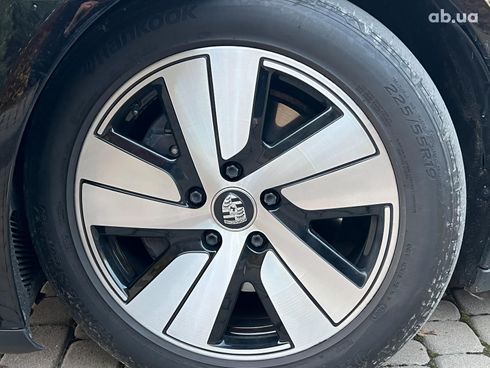 Porsche Taycan 2022 черный - фото 7