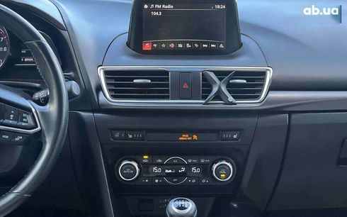 Mazda 3 2017 - фото 22