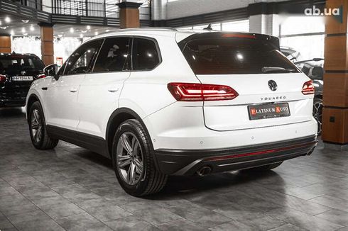 Volkswagen Touareg 2021 - фото 10