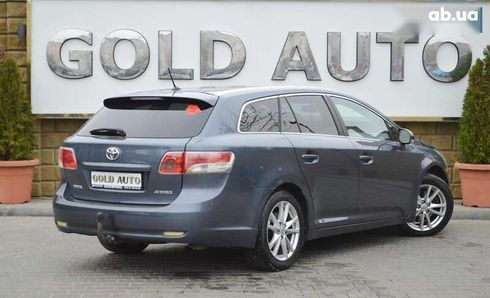 Toyota Avensis 2010 - фото 11