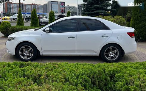 Kia Cerato 2011 - фото 4