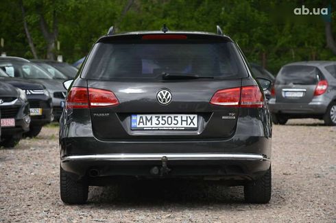 Volkswagen Passat 2011 - фото 8