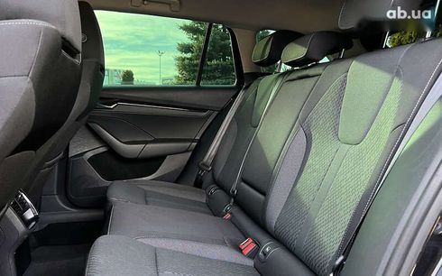 Skoda Octavia 2022 - фото 21
