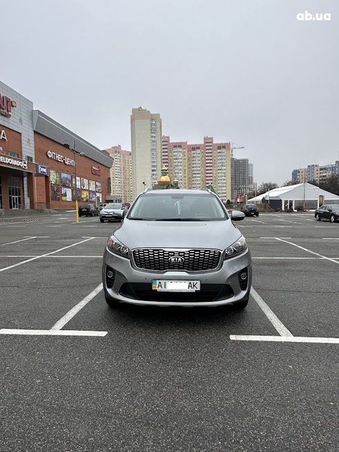 Kia Sorento 2019 серый - фото 18