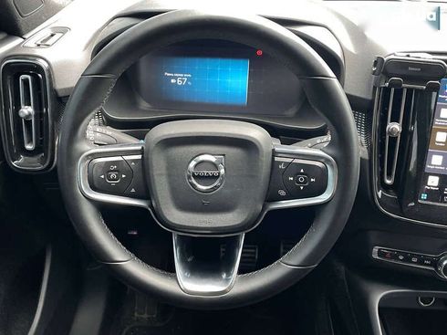 Volvo XC40 2021 - фото 15