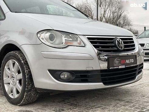 Volkswagen Touran 2008 - фото 8