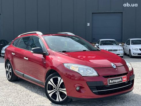 Renault Megane 2012 красный - фото 4