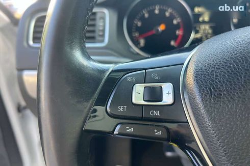 Volkswagen Jetta 2015 - фото 12