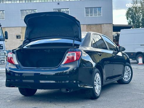 Toyota Camry 2013 черный - фото 18