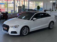 Купить Audi бу в Киеве - купить на Автобазаре