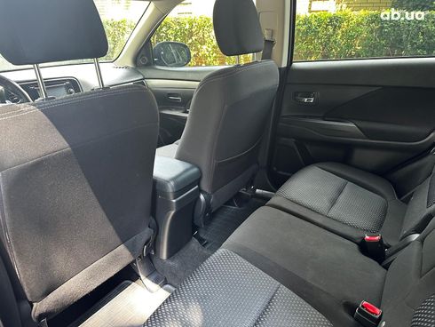 Mitsubishi Outlander 2016 синий - фото 19
