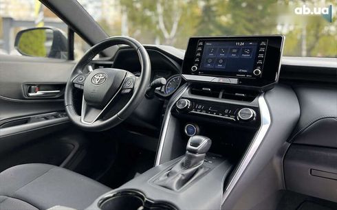 Toyota Venza 2021 - фото 10