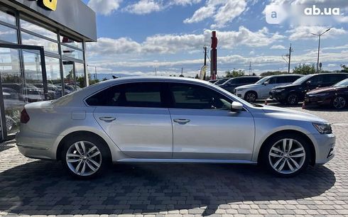 Volkswagen Passat 2018 - фото 3