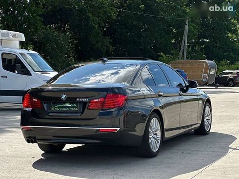 BMW 5 серия 2015 - фото 12