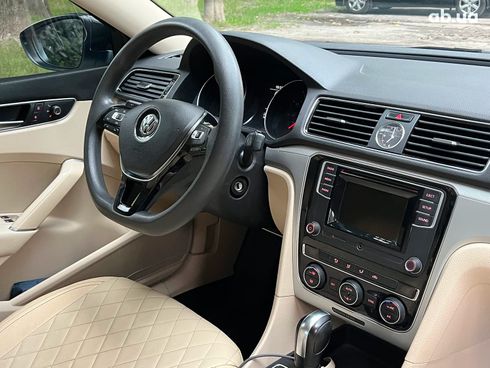 Volkswagen Passat 2016 белый - фото 29