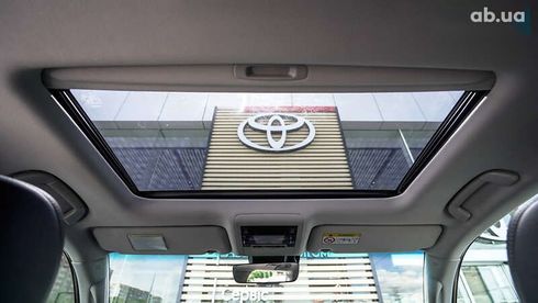 Toyota Land Cruiser 2016 - фото 26