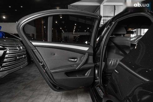 BMW M5 2006 - фото 16