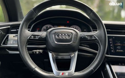 Audi Q7 2021 - фото 27