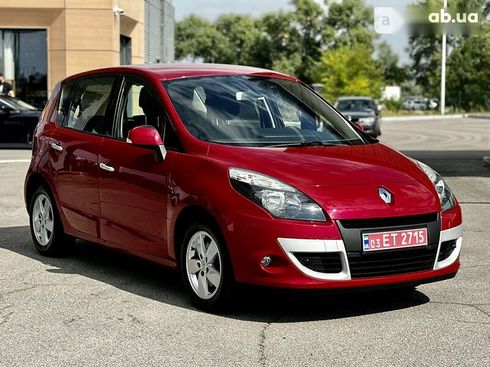 Renault Scenic 2011 - фото 13