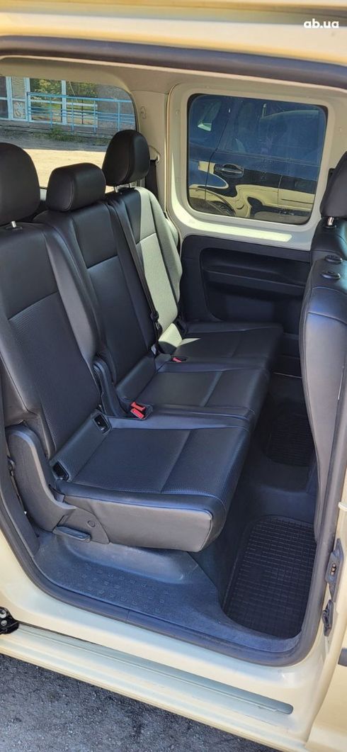 Volkswagen Caddy 2015 бежевый - фото 5