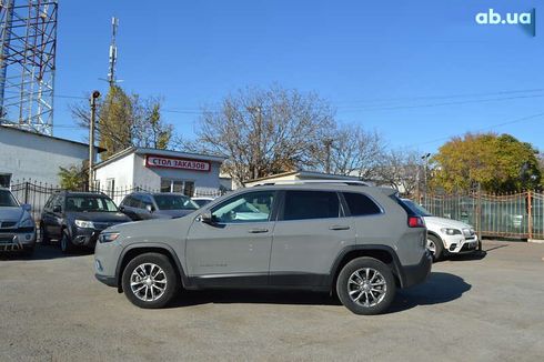 Jeep Cherokee 2019 - фото 8