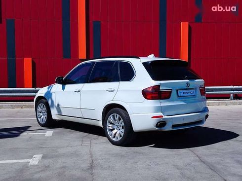 BMW X5 2012 - фото 6