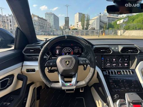 Lamborghini Urus 2019 - фото 20