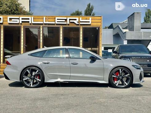 Audi RS7 2023 - фото 13