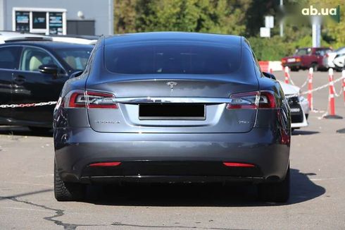 Tesla Model S 2018 - фото 6