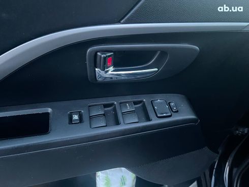 Mazda 5 2011 черный - фото 23