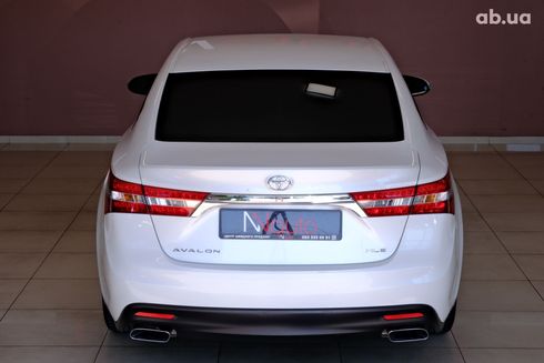Toyota Avalon 2014 белый - фото 6