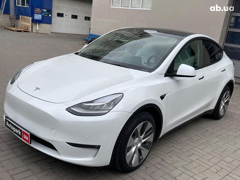 Tesla Model Y 2021 белый - фото 11