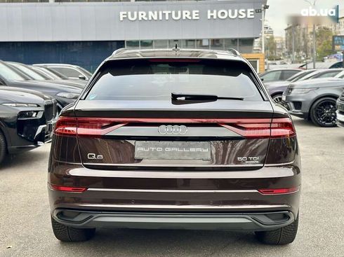 Audi Q8 2020 - фото 13